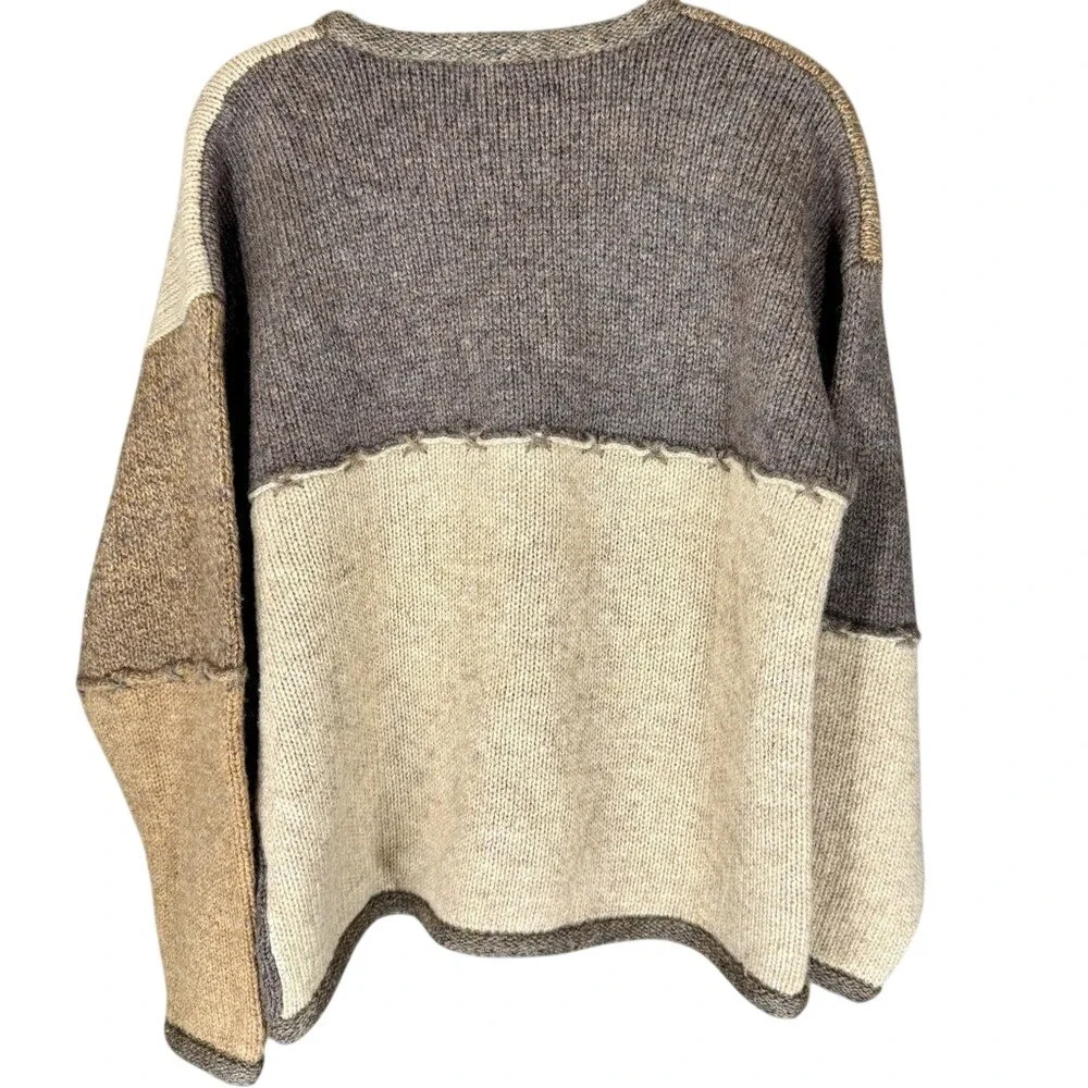 Northern Isles 100% Wool Chunky Neutral Sweater Hand‎ Embroidered Women's Large